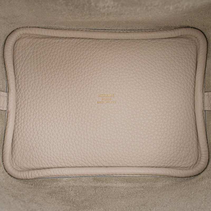 Lock 18 Bag Craie Gold Hardware Clemence Leather
