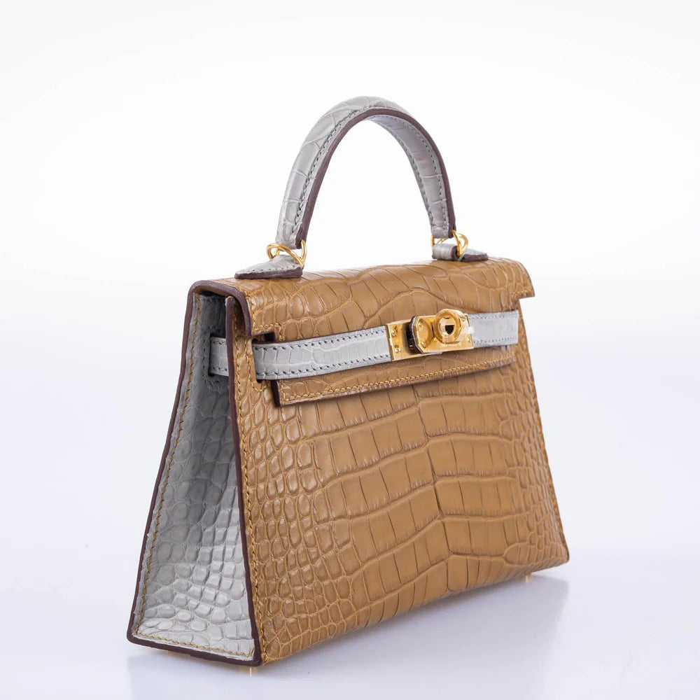 HERMÈS HSS KELLY 20 MINI II SELLIER KRAFT AND GRIS PERLE MATTE ALLIGATOR WITH GOLD HARDWARE