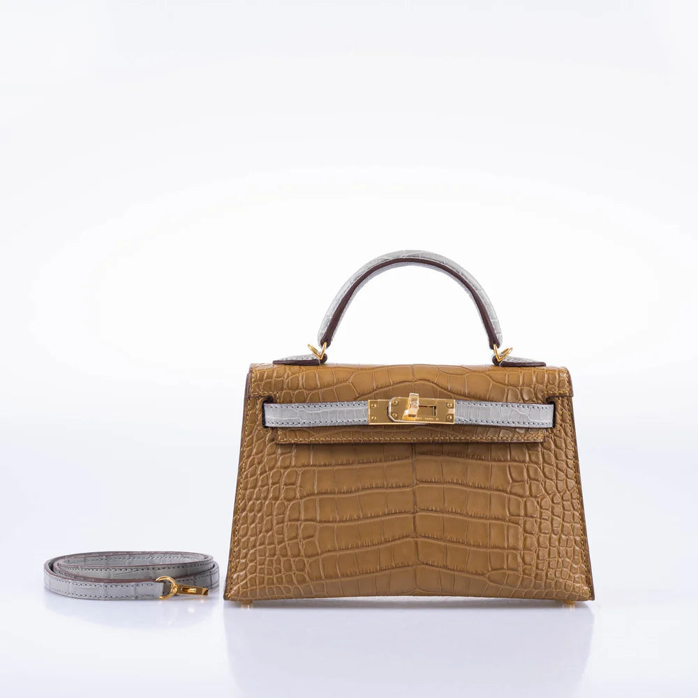 HERMÈS HSS KELLY 20 MINI II SELLIER KRAFT AND GRIS PERLE MATTE ALLIGATOR WITH GOLD HARDWARE