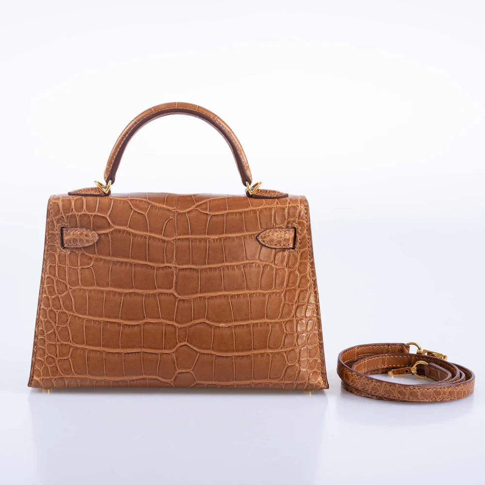 HERMÈS KELLY 20 MINI II SELLIER GOLD MATTE ALLIGATOR WITH GOLD HARDWARE