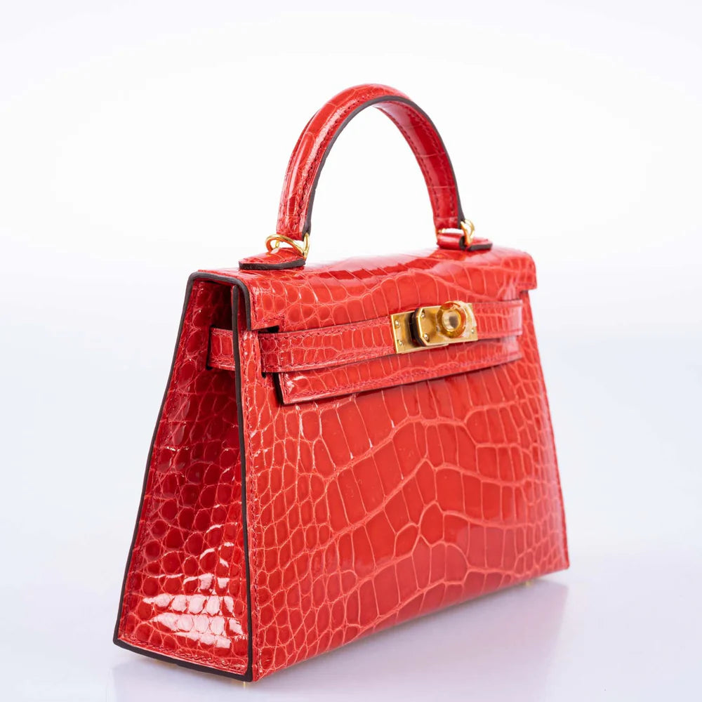 HERMÈS KELLY 20 MINI II SELLIER ROUGE DE COEUR SHINY ALLIGATOR WITH GOLD HARDWARE