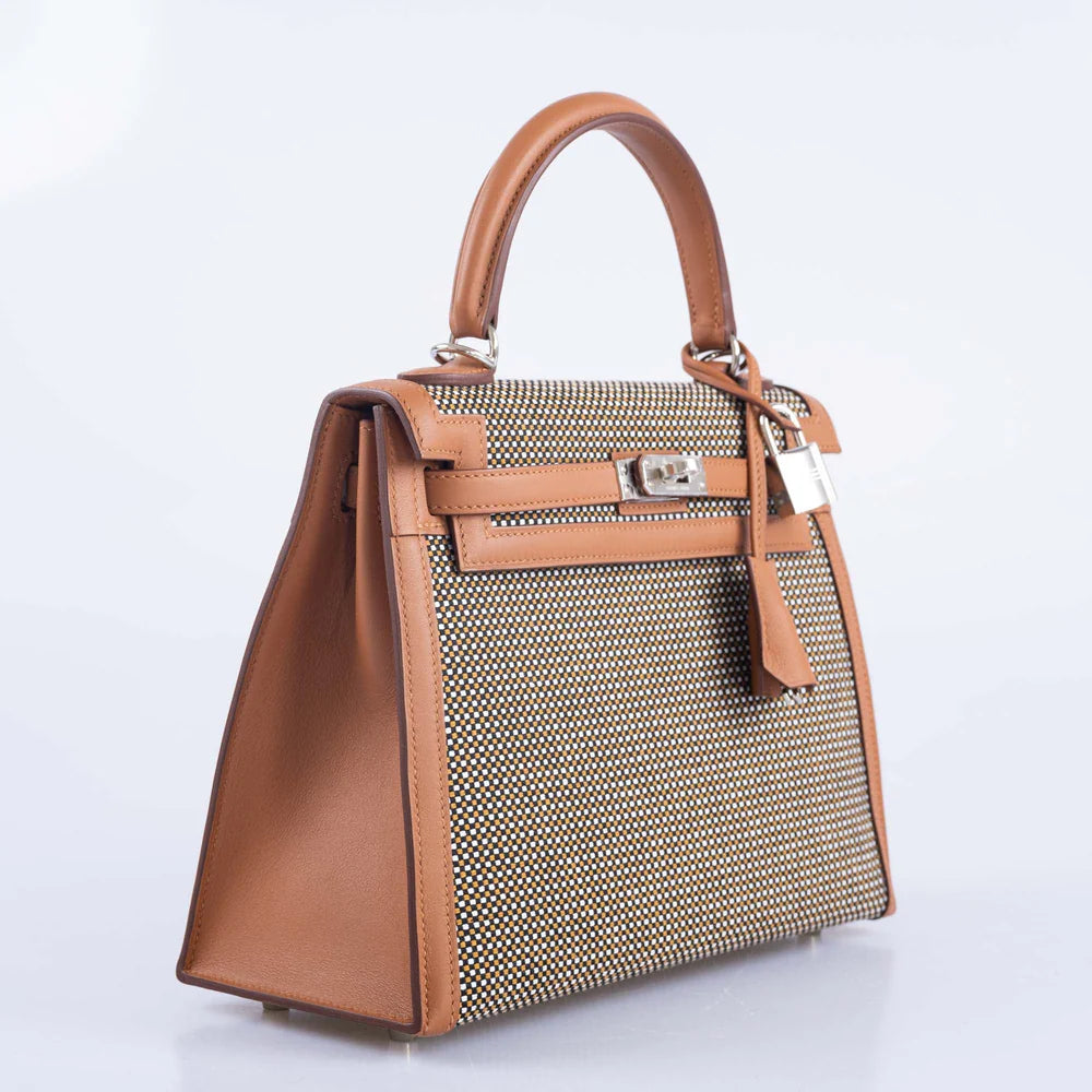 HERMÈS KELLY 25 SELLIER QUADRILLE SESAME SWIFT AND CANVAS PALLADIUM HARDWARE