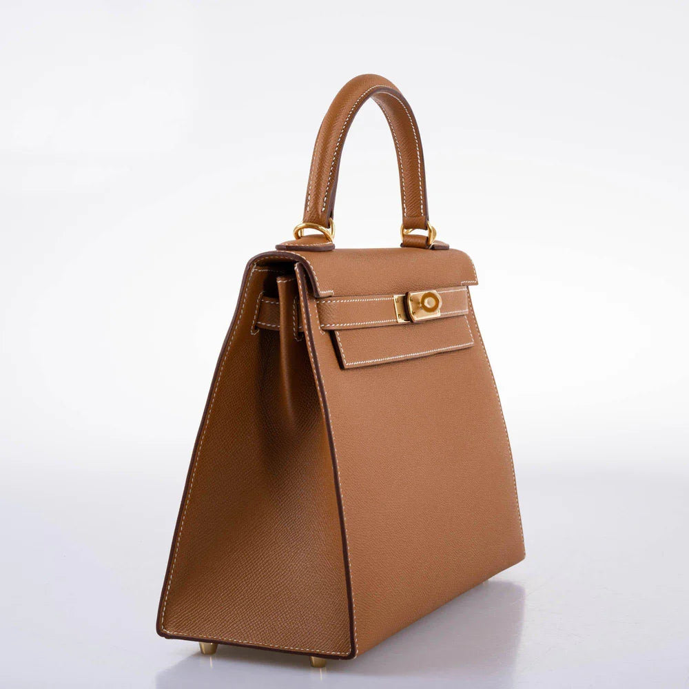 HERMÈS KELLY 28 SELLIER GOLD EPSOM WITH GOLD HARDWARE